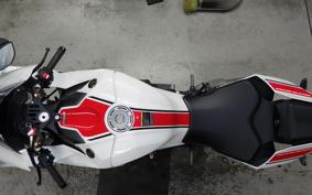 YAMAHA YZF-R1 2022 RN65J