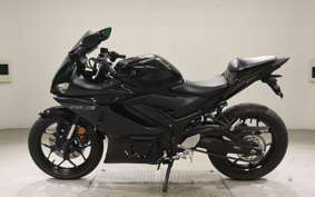 YAMAHA YZF-R3 2025 RH21J