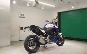 BMW F900R 2023