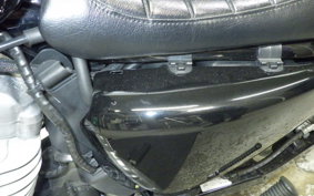 HARLEY XL883LI 2011