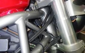 DUCATI MONSTER 400 IE 2004
