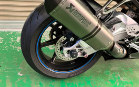 BMW HP4 2013 0D01