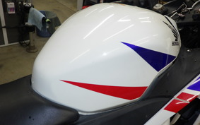 HONDA CBR250R A MC41