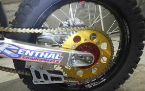 HONDA CR85R