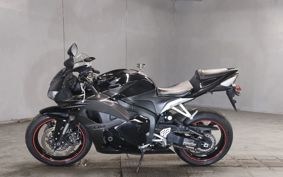 HONDA CBR600RR PC40