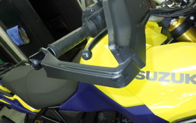 SUZUKI Vｽﾄﾛｰﾑ800DE 2023 EM1BA