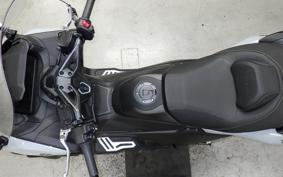 YAMAHA T-MAX 560 T 2025 SJ21J