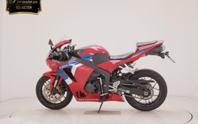 HONDA CBR600RR 2021 PC40