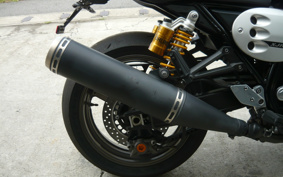 YAMAHA XJR1300 C 2017 RP19