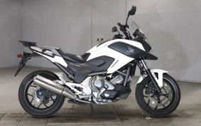 HONDA NC700X DCT RC63