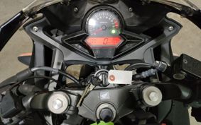 HONDA CBR250R MC41