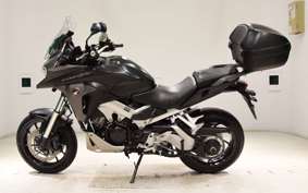 HONDA VFR800X 2018 RC80