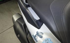 YAMAHA T-MAX 530 DX 2019 SJ15J