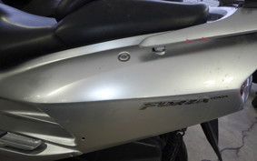 HONDA FORZA MF06