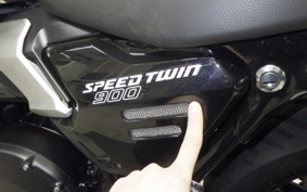 TRIUMPH SPEED TWIN 900 2025