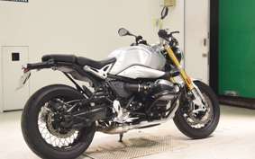 BMW R NINE T 2024