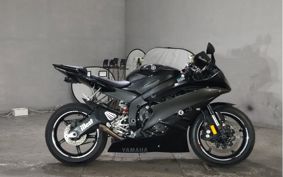 YAMAHA YZF-R6 2006 RJ12