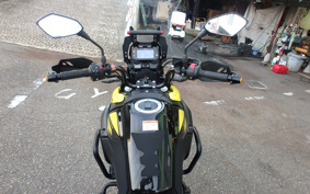 SUZUKI STROM 250 DS11A