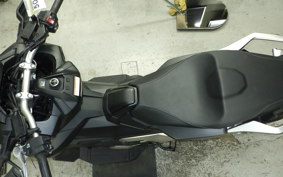 HONDA X-ADV 750 RH10