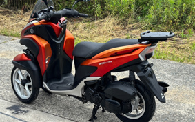 YAMAHA TRICITY 125