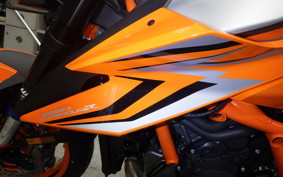 KTM 1290 SUPER DUKE R EVO