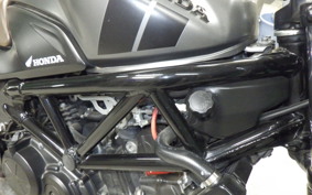 HONDA VTR 250 Gen. 2 2023 MC33