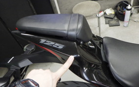 SUZUKI GSX-S125 DL32B
