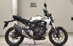HONDA CB250RA 2013 MC52