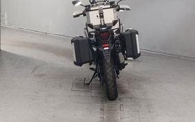 HONDA CRF1000L AFRICA TWIN SD04
