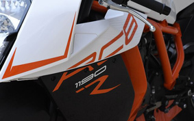 KTM 1190 RC8 R 2016 VR440