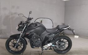 YAMAHA FZ25 RG42