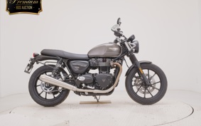 TRIUMPH STREET TWIN 2022