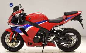 HONDA CBR600RR 2024 PC40
