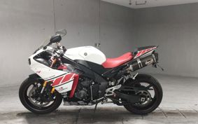 YAMAHA YZF-R1 2010 RN23