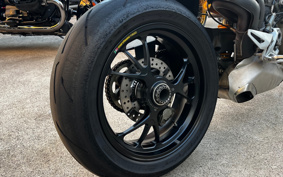 DUCATI STREET FIGHTER V4S 2020 FA00