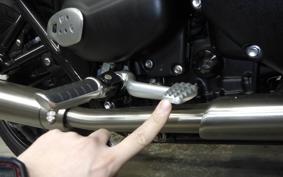 TRIUMPH STREET TWIN 2023