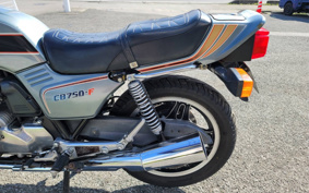 HONDA CB750 1981 RC04