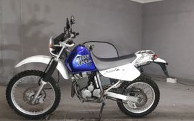 SUZUKI DJEBEL250XC SJ45A