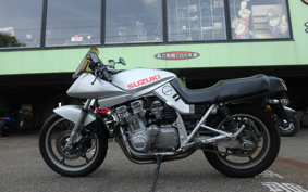 SUZUKI GSX750S KATANA 1982 GS75X