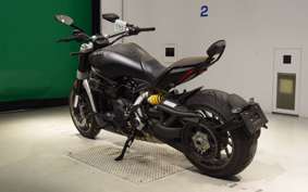 DUCATI DIAVEL X 2016