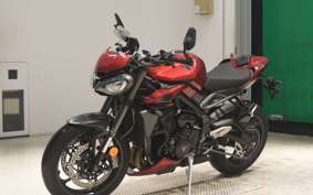 TRIUMPH STREET TRIPLE RS 2025