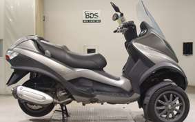 PIAGGIO MP3 250