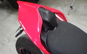 DUCATI STREETFIGHTER V4 S 2021