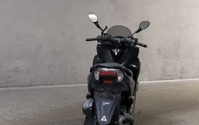 YAMAHA TRICITY 125 SE82J