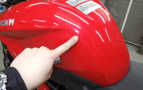 DUCATI STREETFIGHTER S 2013