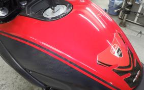DUCATI DIAVEL Carbon 2011