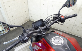 HONDA CB250R MC52