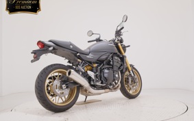 KAWASAKI Z900RS SE 2025
