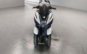 YAMAHA TRICITY 125 SE82J