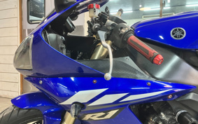 YAMAHA YZF-R1 2002 RN09